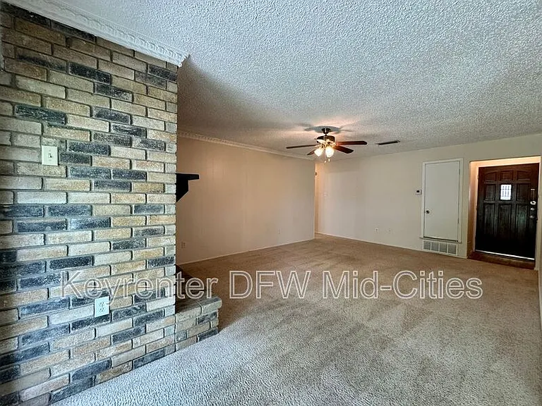 338 Beatty Dr — Photo 5