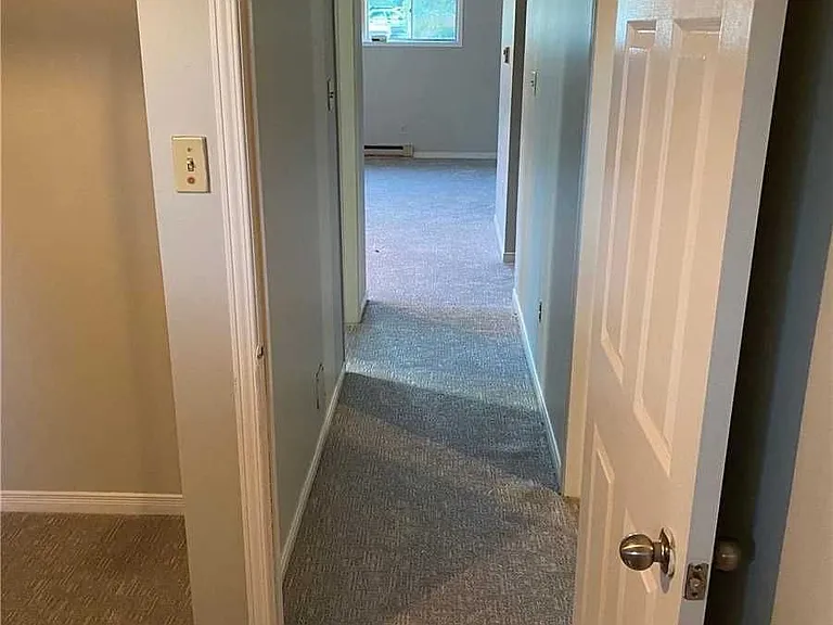 602 Park St N #1 — Photo 5