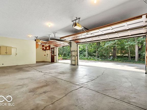 5th image of 11357 Brentwood Ave