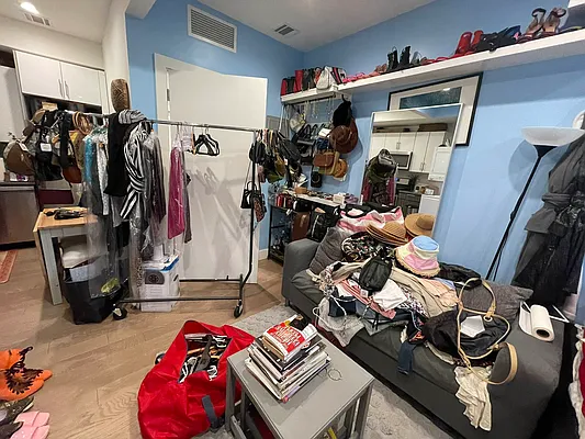 Rented by Delmark Realty LLC | media 23