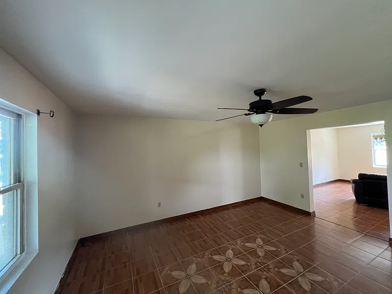 321 Quarry Rd — Photo 4