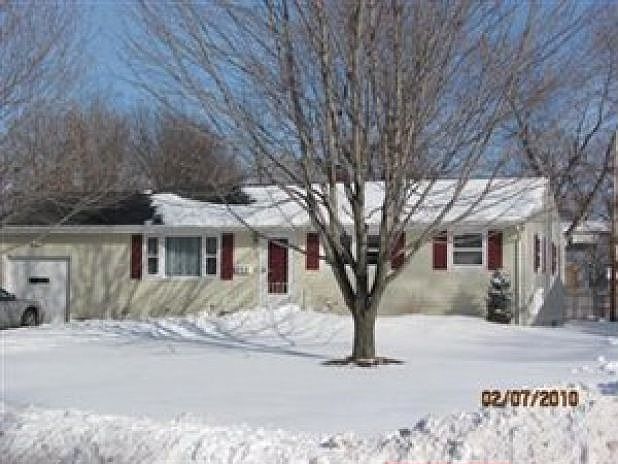 1st image of 525 Terra Ln