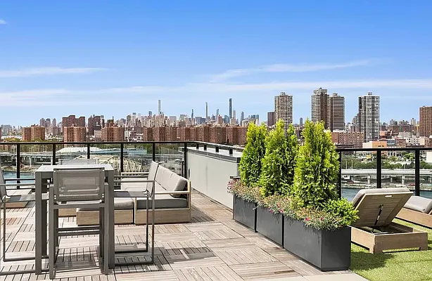 Rented by Bohemia Realty Group | media 4