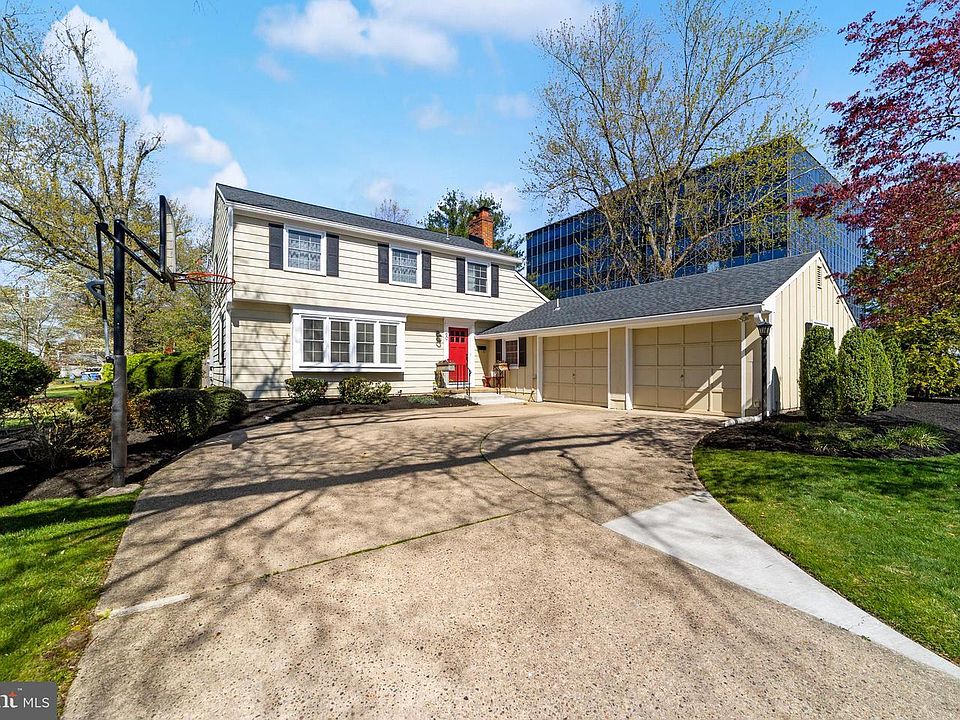 1st image of 60 Pine Valley Rd