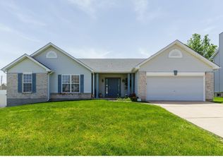 8 Winter Park Ct, O'Fallon, MO 63366
