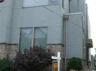 517 Literary Rd, Cleveland, OH 44113