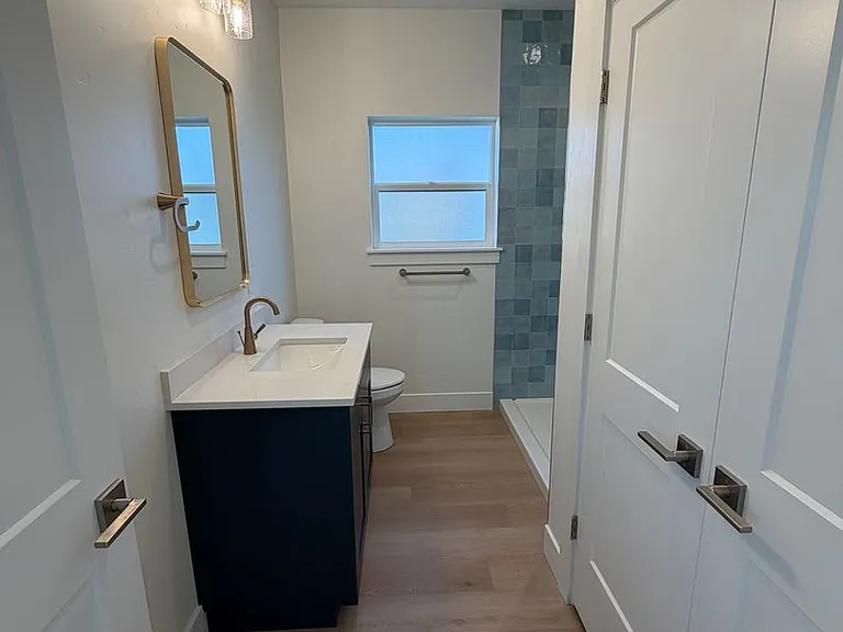 1410 S Newell St #100 — Photo 8