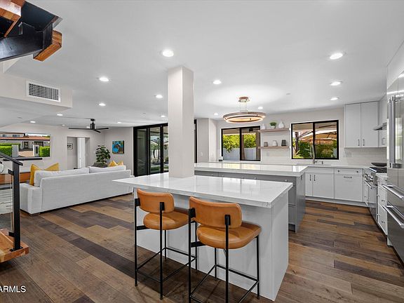 3rd image of 7522 E WOODSHIRE Cove