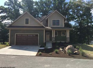 504 Saint Andrews Dr, Morgantown, WV 26508