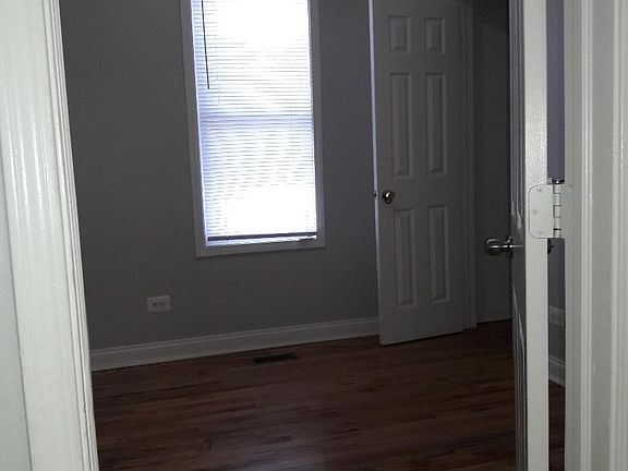 3rd image of 4711 W Race Ave