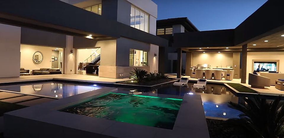 1st image of 1321 Villa Barolo Ave