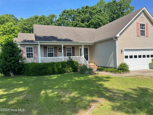 204 Fishing Creek Drive, New Bern, NC 28562