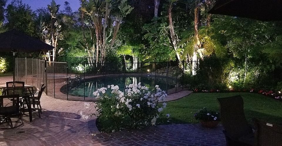 1st image of 366 N Las Palmas Ave