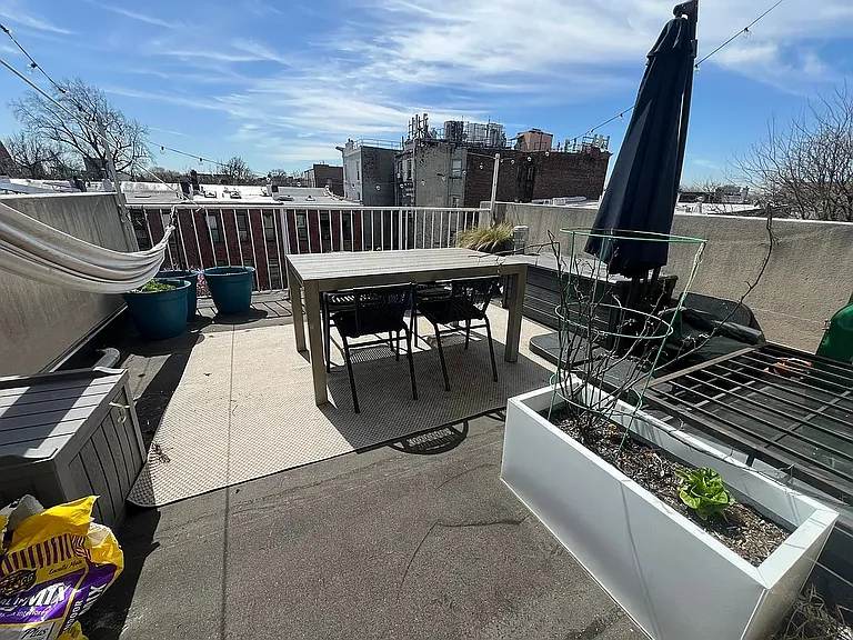 906A Lafayette Ave #2 — Photo 8