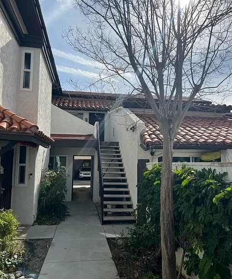 820 N Adele St #B — Photo 1