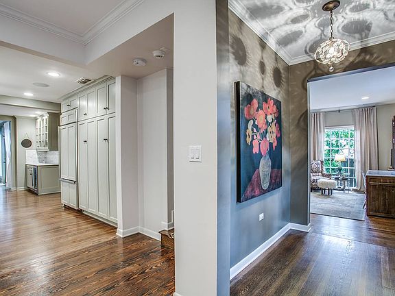 3rd image of 521 Alta Ave