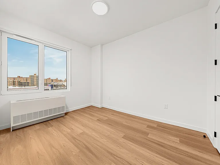 261 Grand Concourse #7802 — Photo 7