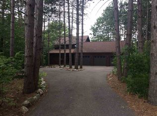 1935 Club House Dr, Harbor Springs, MI 49740