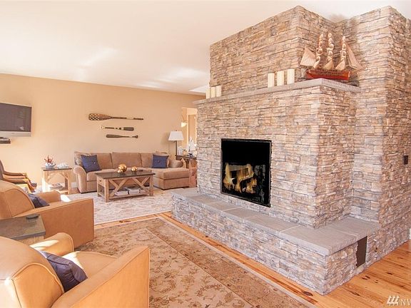 3rd image of 52 Waterhouse Ln
