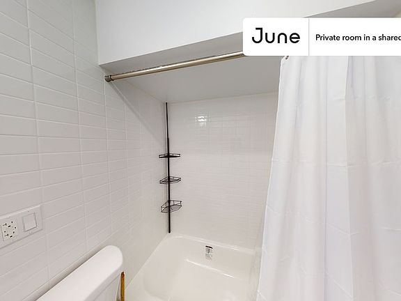 5th image of 2444 43rd St #A