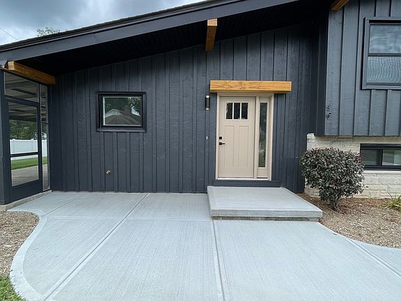 3rd image of 357 Hillcrest Ave