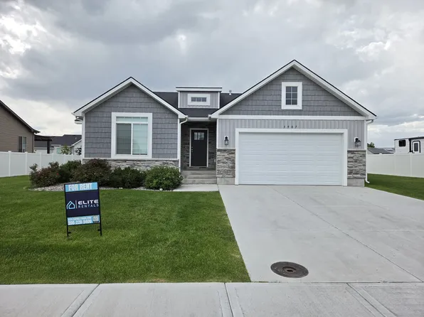 3987 N Livingston Ave, Idaho Falls, ID 83401