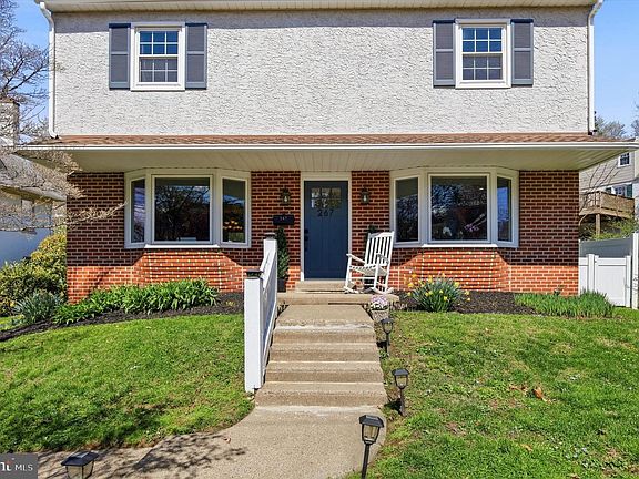 4th image of 267 Mather Rd