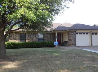 4886 Matterhorn Dr, Wichita Falls, TX 76310