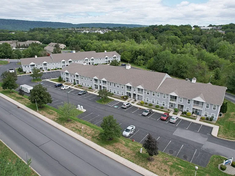 Bent Creek Apartments — Photo 1
