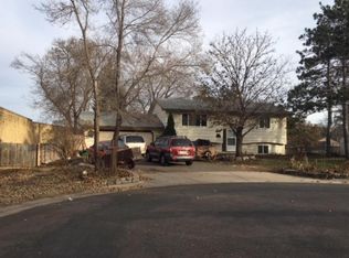 6612 Ewing Ave N, Brooklyn Center, MN 55429