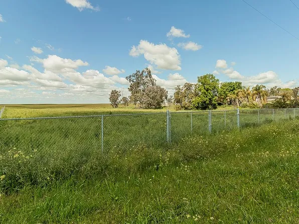 1 Skyview Rd, Madera, CA 93636