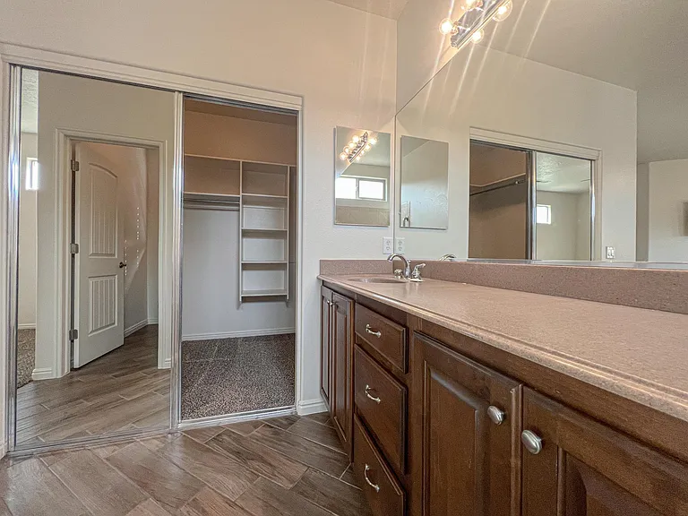 1775 N Overland Trails Dr — Photo 18