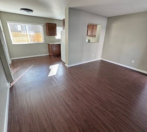 2nd image of 4781 Seminole Dr APT 4
