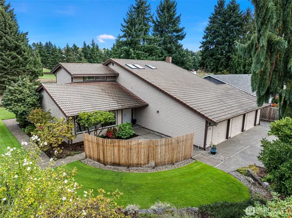 3409 Saint Andrews Court NE, Tacoma, WA 98422