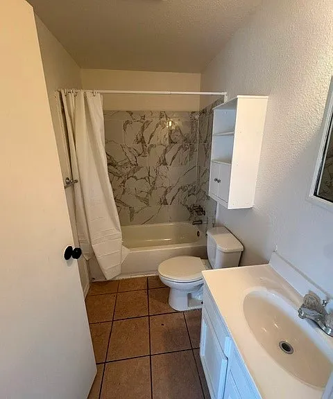 807 E Vernon Ave #2 — Photo 6