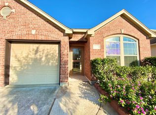 2111 Weathersfield Trace Cir, Houston, TX 77014