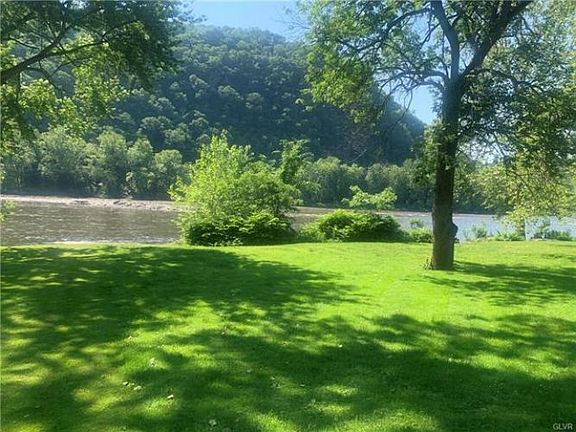 2nd image of 2495 N Delaware Dr