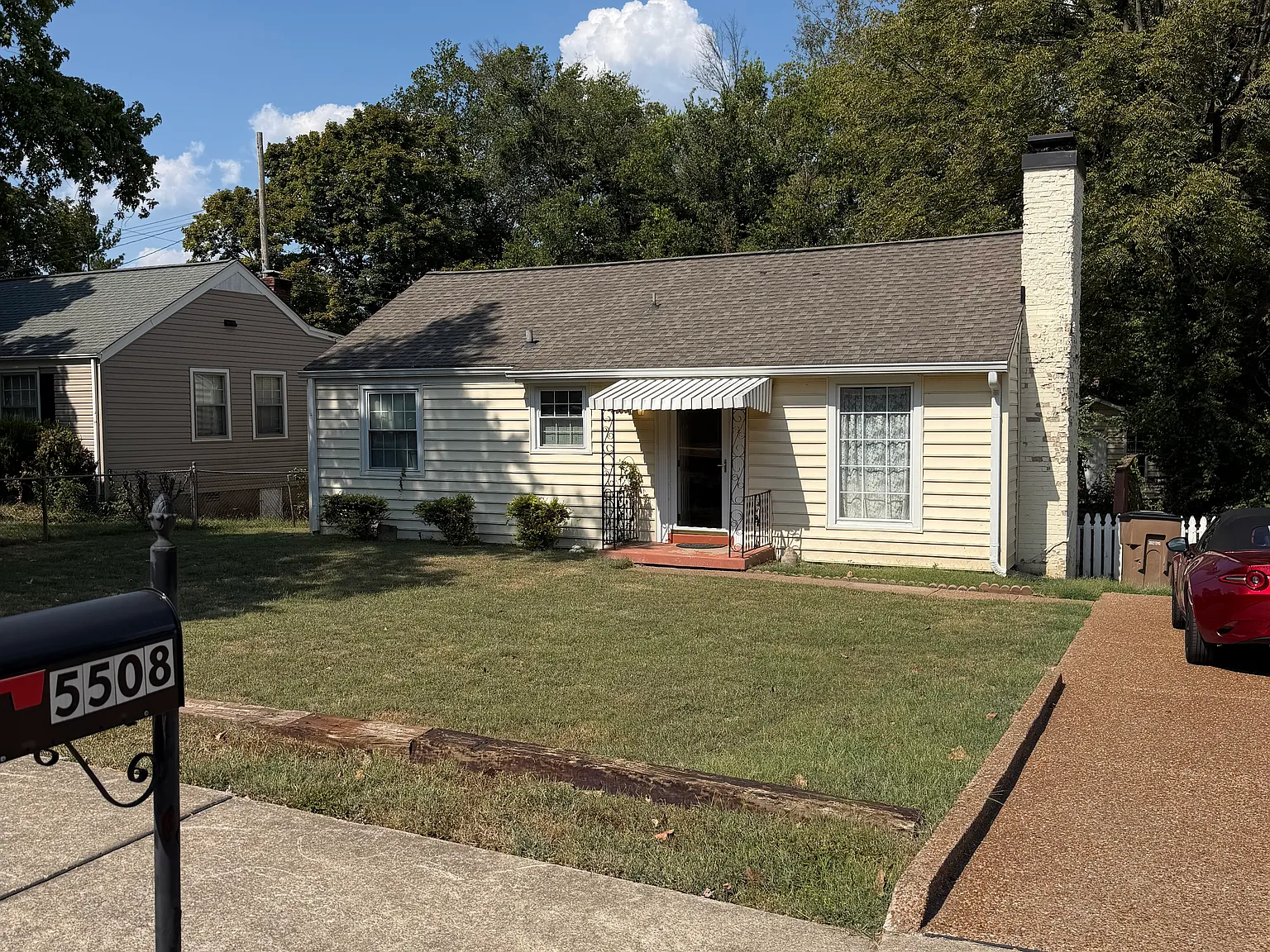 2 bed, 912 sqft, $2,500 — Photo 1