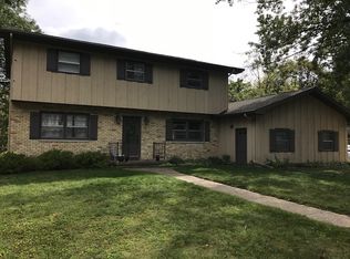 2303 Maywood Cir, Middleton, WI 53562