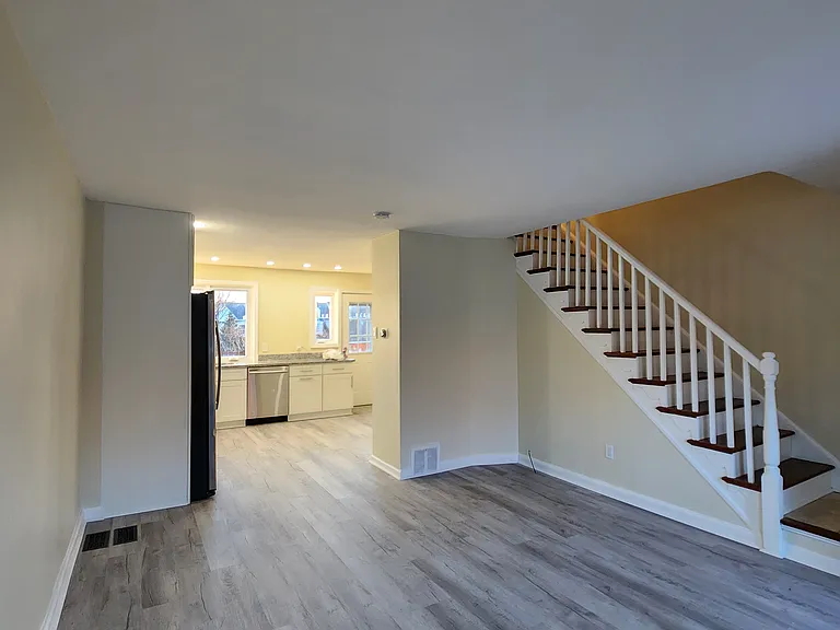 3534 Cresson St — Photo 9