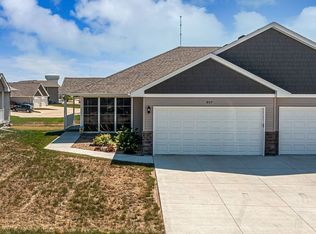 807 Deer Run Dr Ne, Cedar Rapids, IA 52402