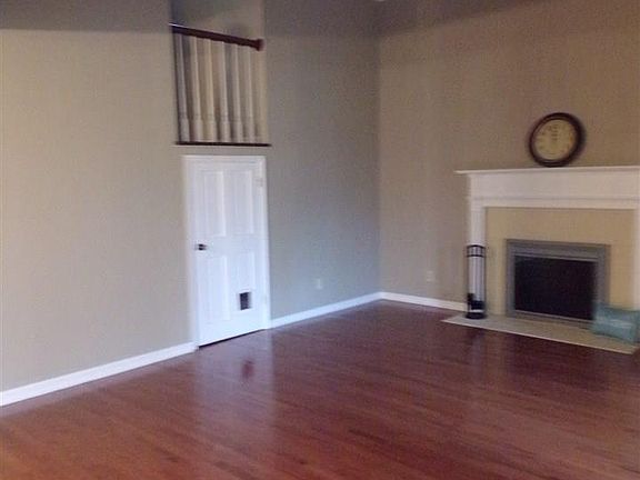 3rd image of 4000 Belle Grove Dr SW