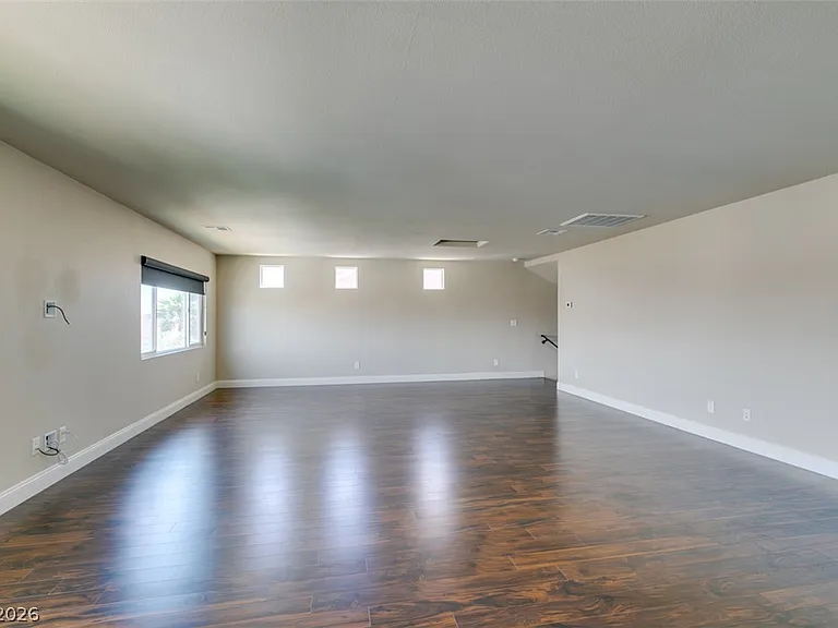 6038 Belvedere Canyon Ave — Photo 36