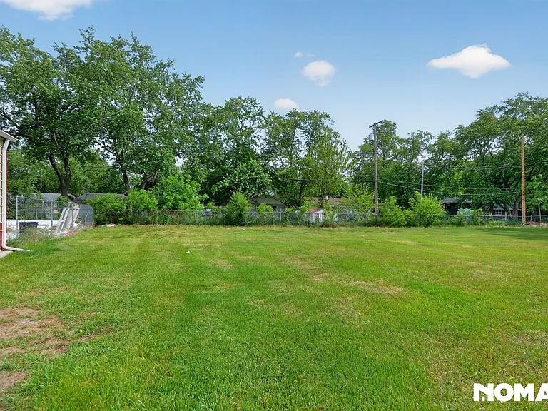 4546 Marquette Rd E — Photo 14