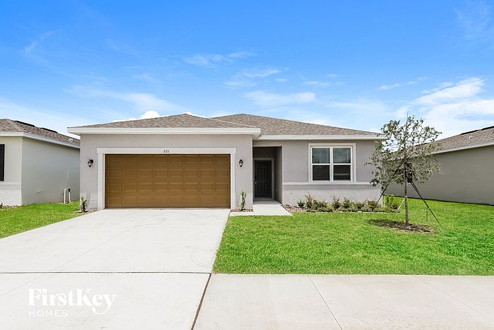 1st image of 221 Windsor Reserve Dr