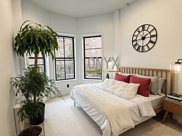 60-82 Catalpa Avenue image 1 of 10