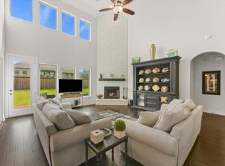 3020 Capital Hill Dr, Burleson, TX 76028