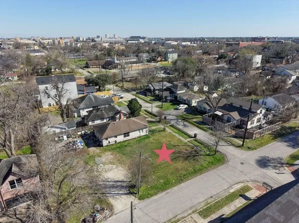 3241 Simmons St Lot 10, Houston, TX 77004