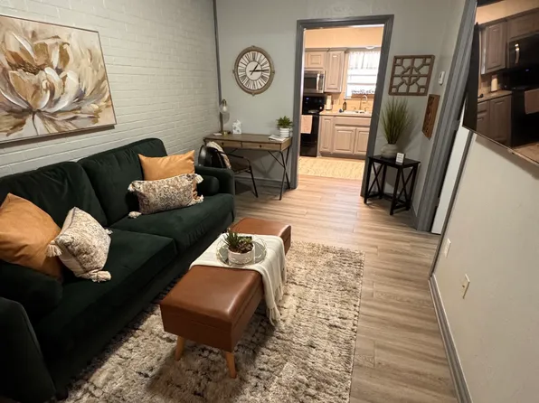 (undisclosed Address), Lawton, OK 73501