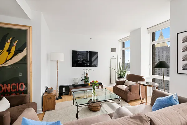 Rented by Douglas Elliman | media 11